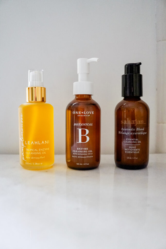 Group of oil cleansers